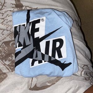 Nike shirt baby blue